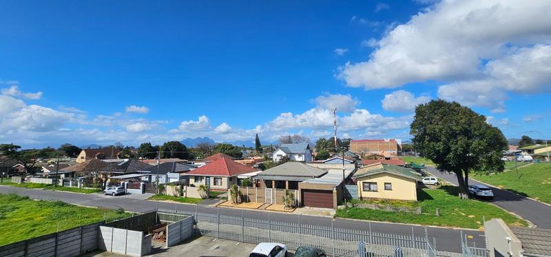 2 Bedroom Property for Sale in Belmont Park Western Cape